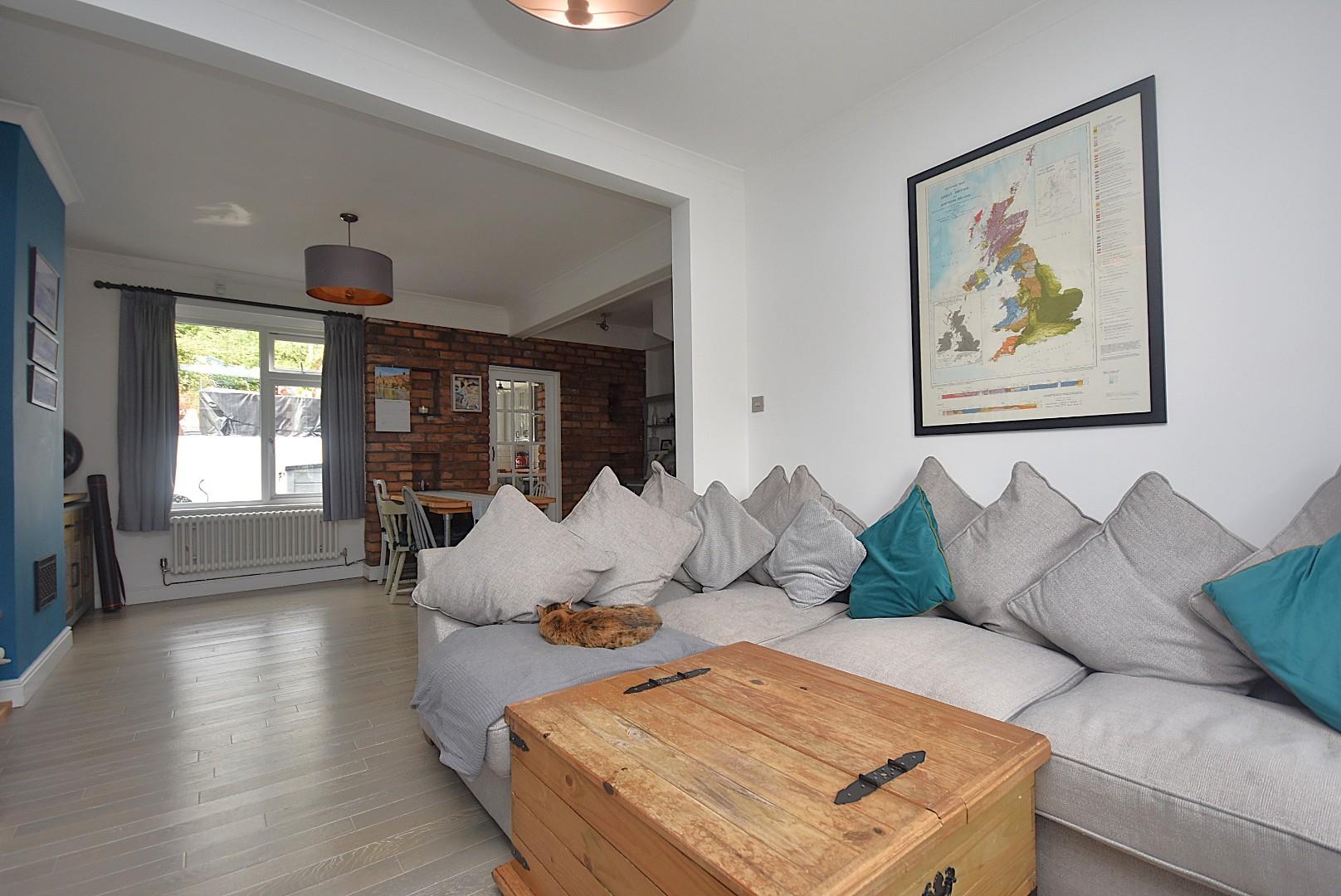 49 Andrew Road, Penarth, CF64 2NT